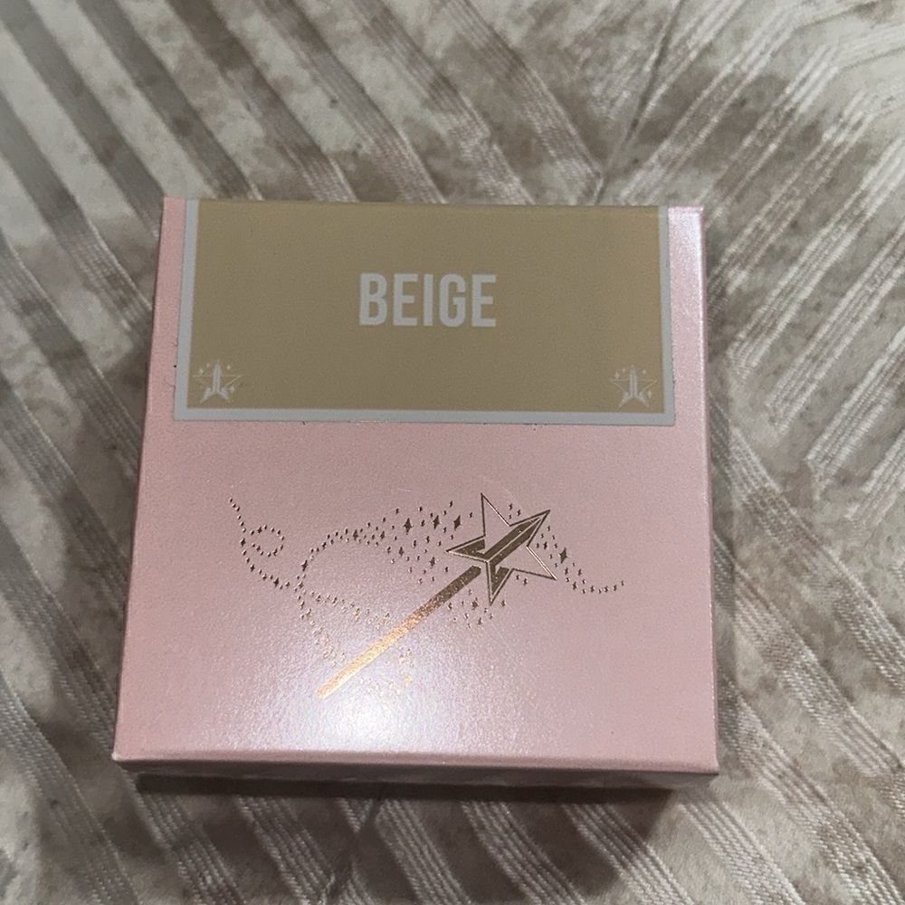 Jeffree Star Magic Star Beige Luminous Setting Powder - Picture 3 of 4